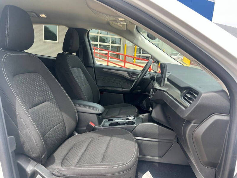 2023 Ford Escape Hybrid Active