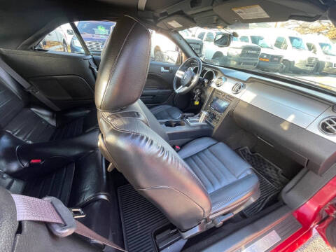 2006 Ford Mustang GT Deluxe