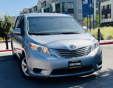 2015 Toyota Sienna LE Mobility 7-Passenger