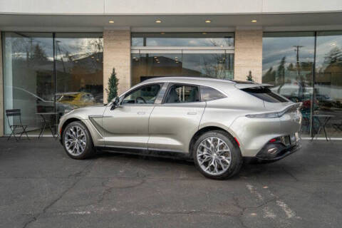 2021 Aston Martin DBX