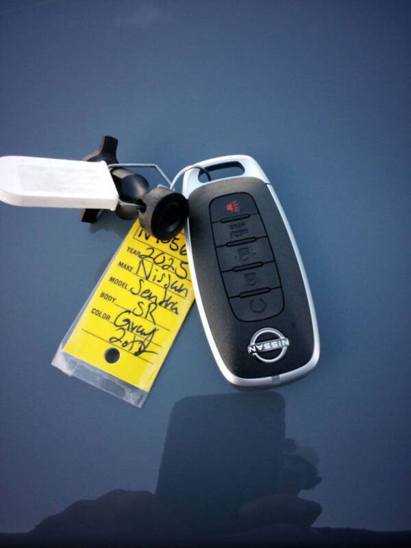 2025 Nissan Sentra SR