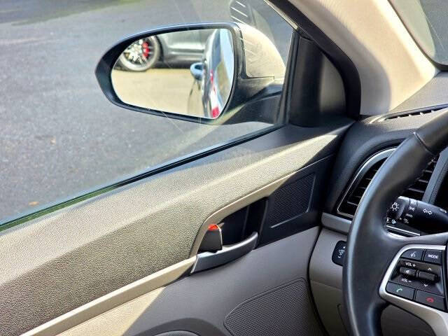 2018 Hyundai Elantra