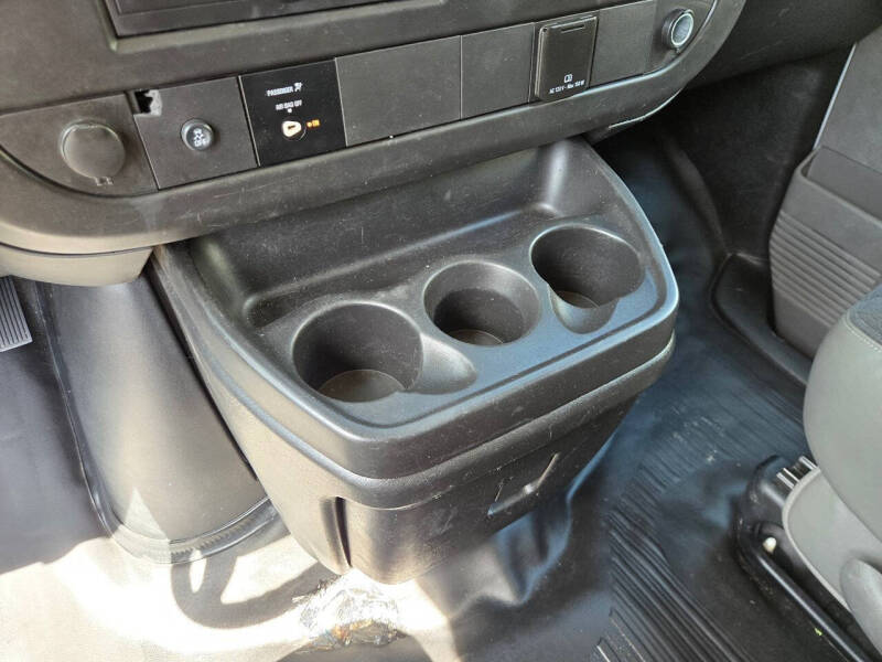 2019 GMC Savana 2500