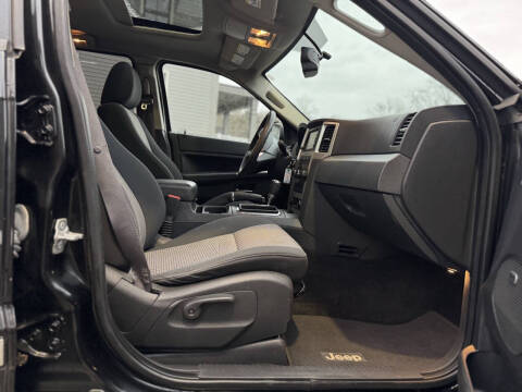 2010 Jeep Grand Cherokee Laredo