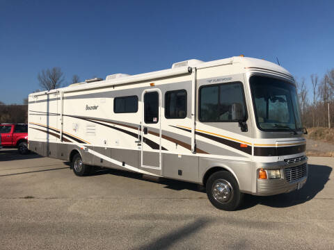 2005 Workhorse W22