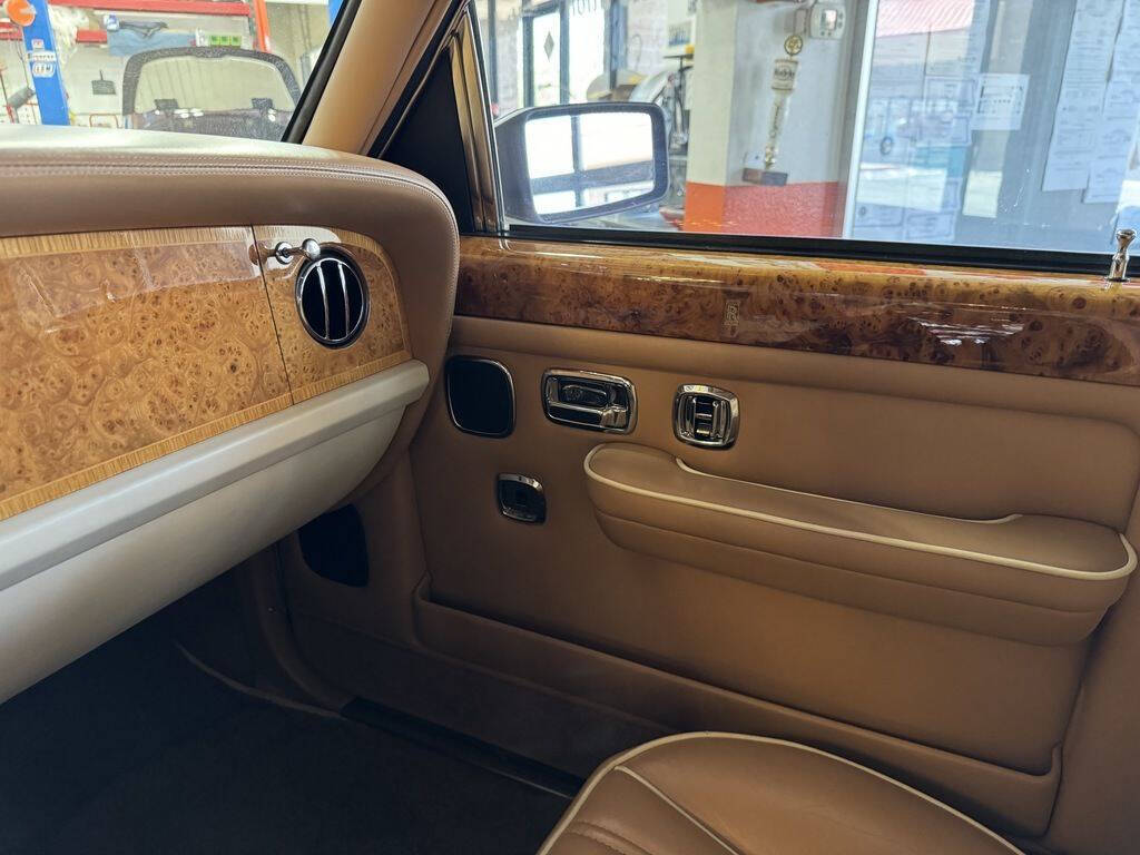 1996 Rolls-Royce Silver Spur 17