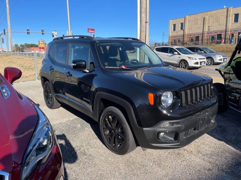 2017 Jeep Renegade for sale at Greg's Auto Sales in Poplar Bluff MO