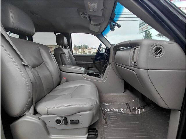 2005 GMC Sierra 2500HD