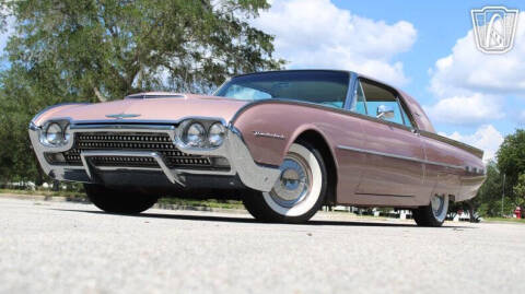 1962 Ford Thunderbird
