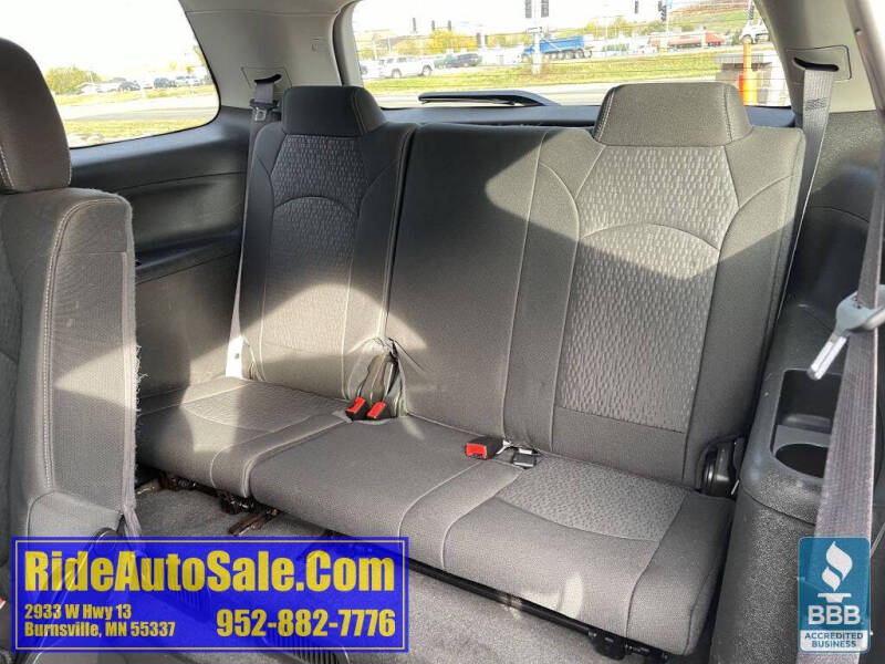 2015 GMC Acadia SLE-1