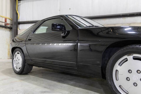 1987 Porsche 928 S4