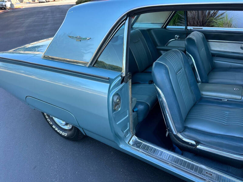 1963 Ford Thunderbird