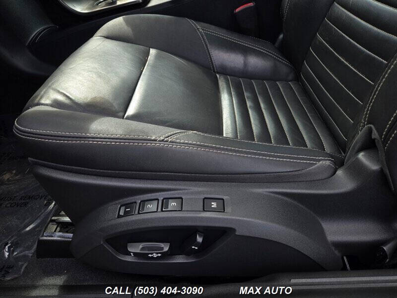 2011 Volvo C30 T5 R-Design