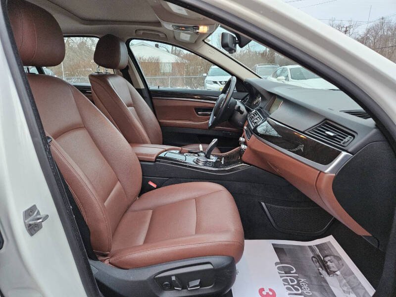 2015 BMW 5 Series 528i xDrive