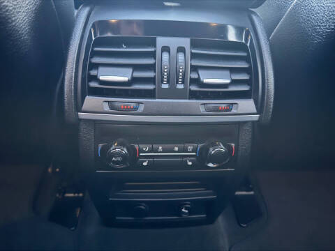 2015 BMW X5 xDrive50i