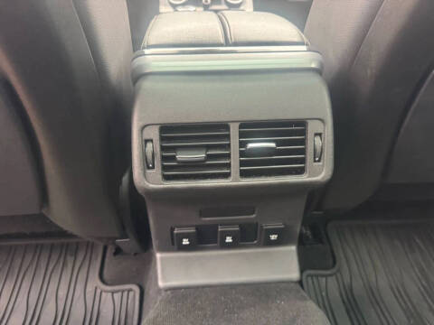 2018 Land Rover Range Rover Velar D180 R-Dynamic SE