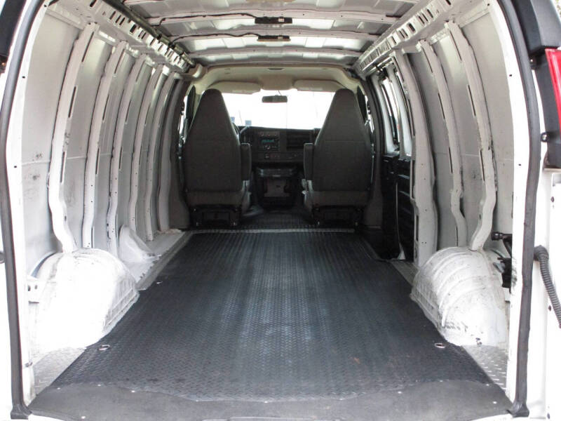 2020 Chevrolet Express 2500