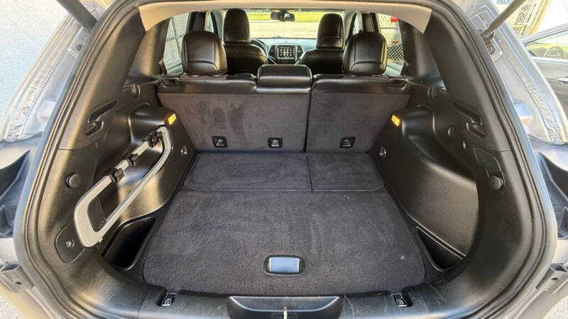 2018 Jeep Cherokee Latitude Plus