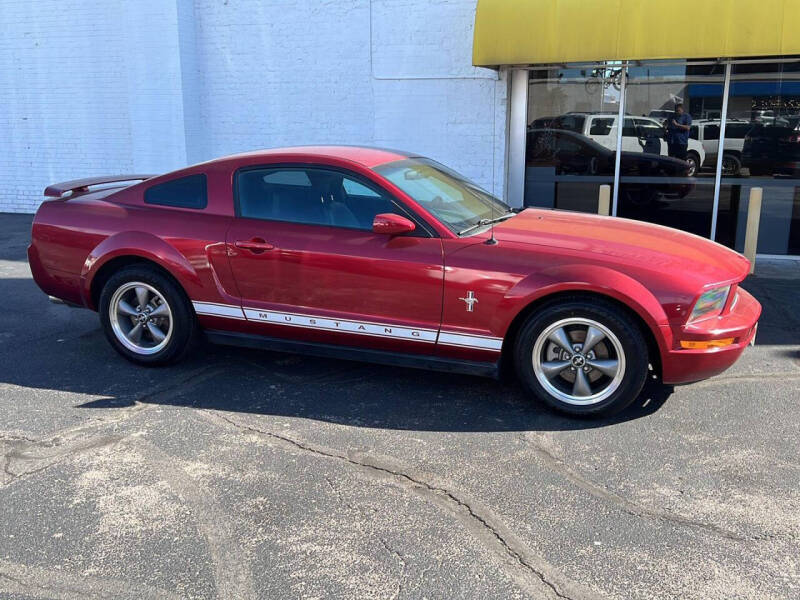 2006 Ford Mustang V6 Standard