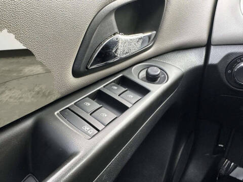 2012 Chevrolet Cruze LS