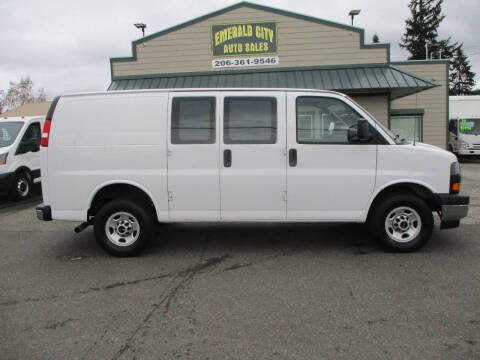 2022 GMC Savana 2500