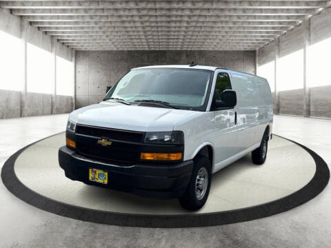 2025 Chevrolet Express 2500