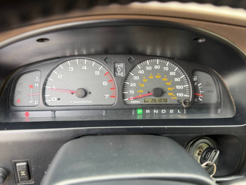 2002 Toyota 4Runner SR5