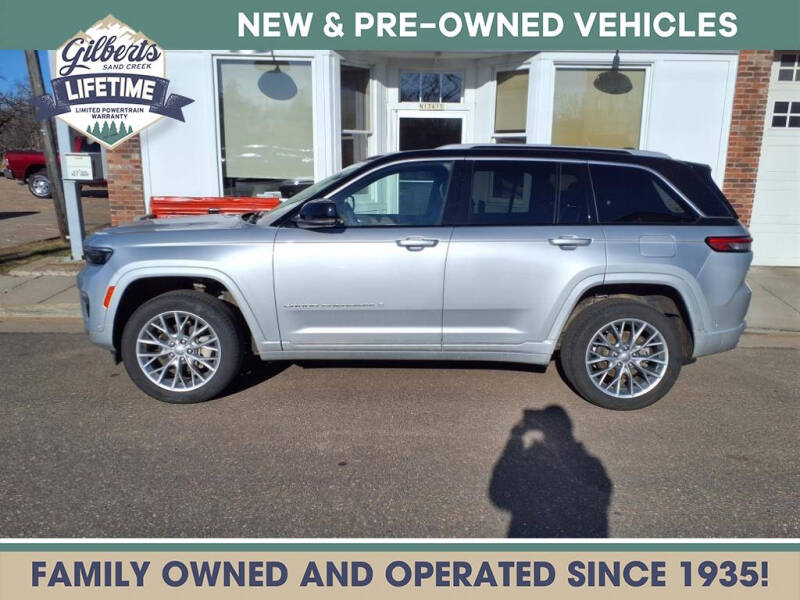 2023 Jeep Grand Cherokee Summit's photo