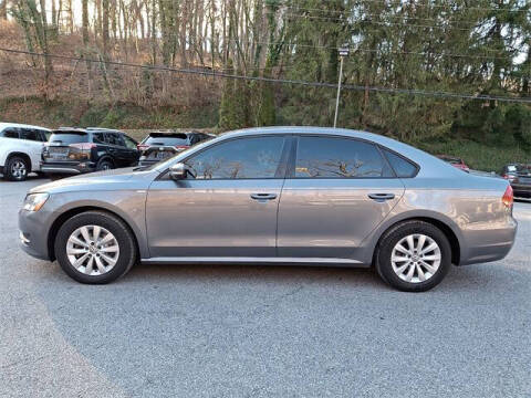 2014 Volkswagen Passat 1.8T S PZEV