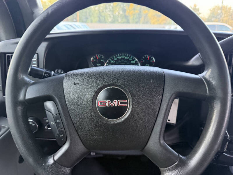 2018 GMC Savana 2500