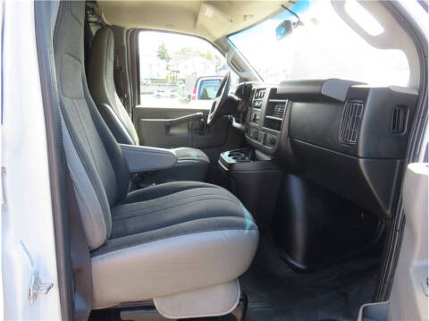 2018 Chevrolet Express 2500