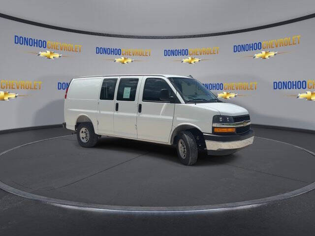 2025 Chevrolet Express 2500
