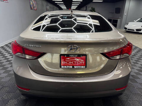 2014 Hyundai Elantra SE