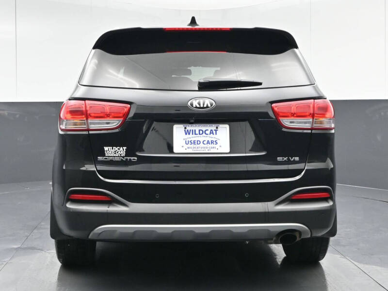 2016 Kia Sorento EX V6