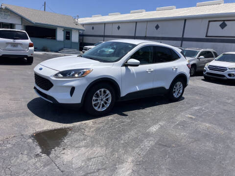 2020 Ford Escape SE