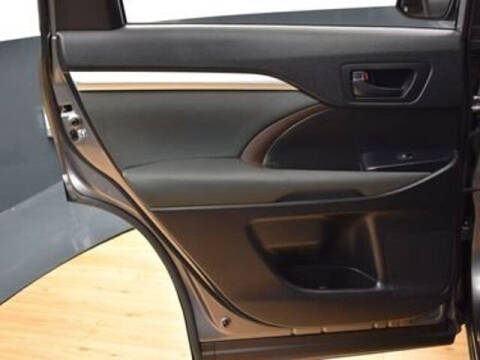 2018 Toyota Highlander LE