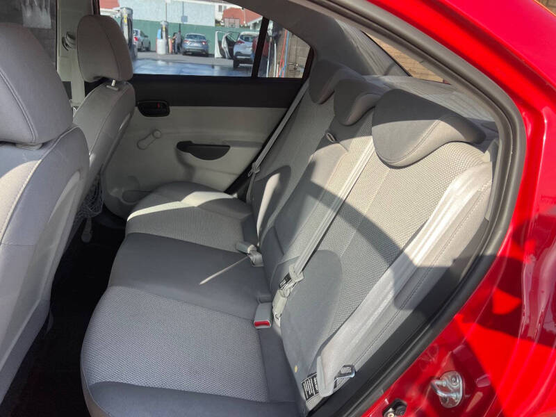 2011 Hyundai Accent GLS