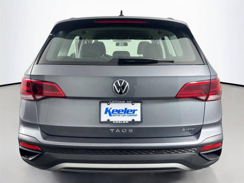 2022 Volkswagen Taos S 4Motion