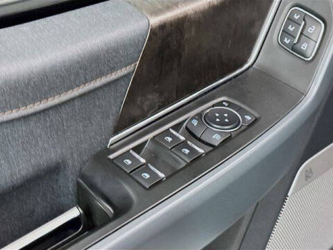 2023 Ford F-150 Lightning Lariat