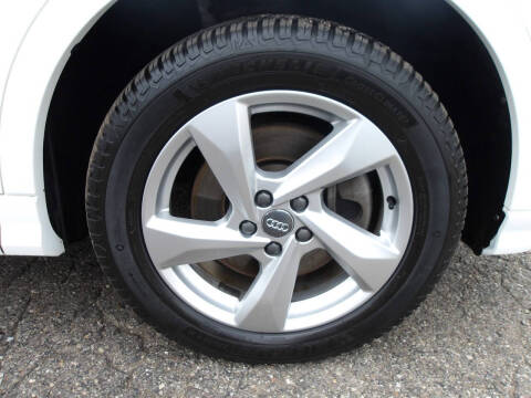 2019 Audi Q3 quattro Premium 45 TFSI