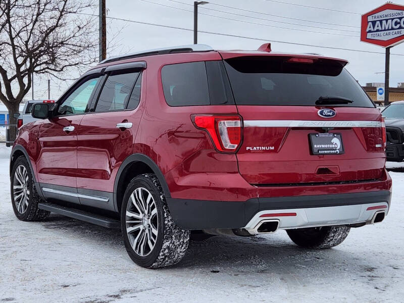 2017 Ford Explorer Platinum