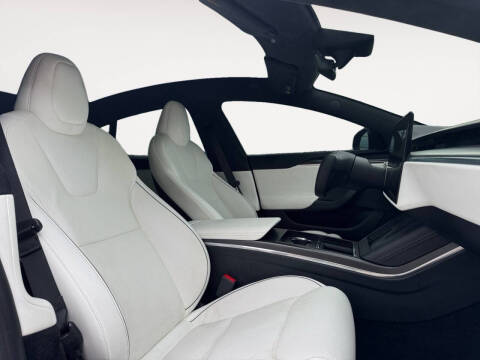 2021 Tesla Model S Plaid