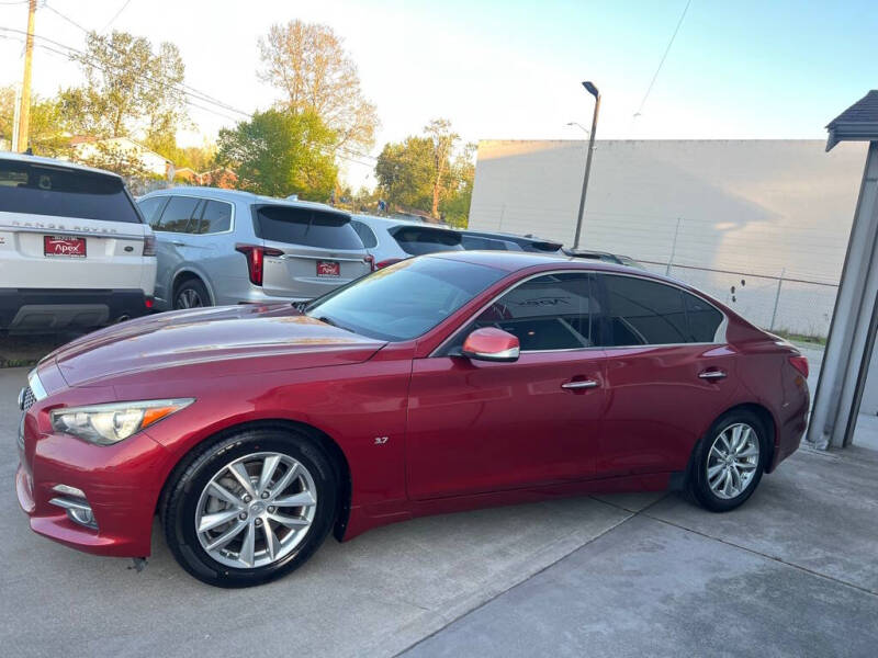 2015 Infiniti Q50