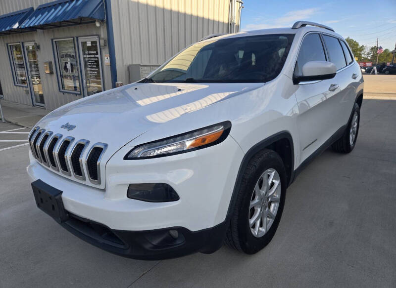 2017 Jeep Cherokee Latitude photo 3