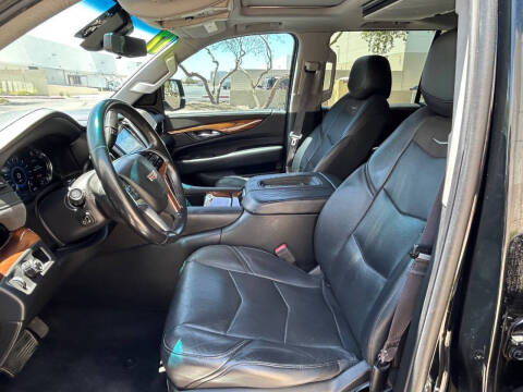 2017 Cadillac Escalade ESV Luxury