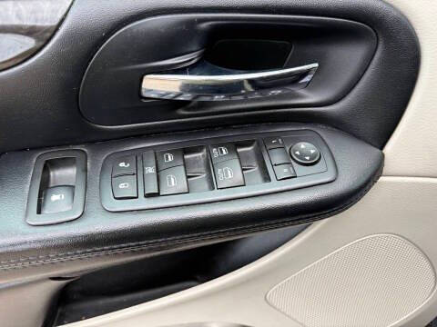 2012 Dodge Grand Caravan SXT