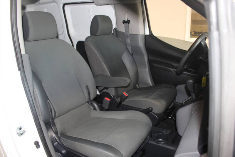 2017 Nissan NV200