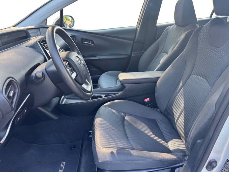 2016 Toyota Prius Two