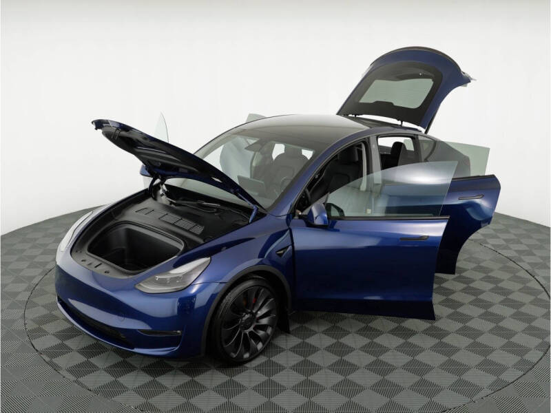 2023 Tesla Model Y Performance
