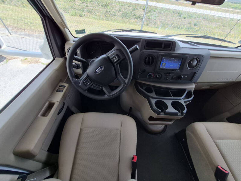 2023 Thor Motor Coach Chateau 22E